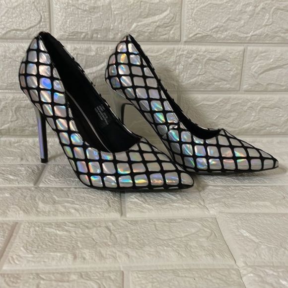 Cape ROBBIN heel shoes silver and black size 7.5.  Stunning. - Picture 5 of 10